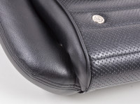 Preview: FK Oldtimersitze Classic 1 Vollschalensitze Set Kunstleder schwarz mit Kopfstütze inkl. Laufschienen Preview: FK Oldtimersitze Classic 1 Vollschalensitze Set Kunstleder schwarz mit Kopfstütze inkl. Laufschienen