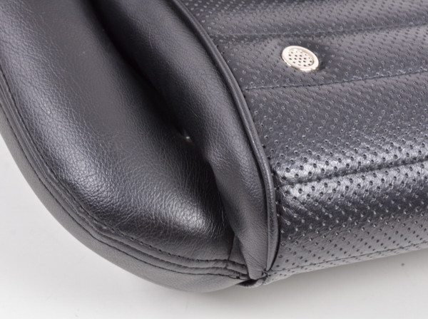 FK Oldtimersitze Classic 1 Vollschalensitze Set Kunstleder schwarz mit Kopfstütze inkl. Laufschienen